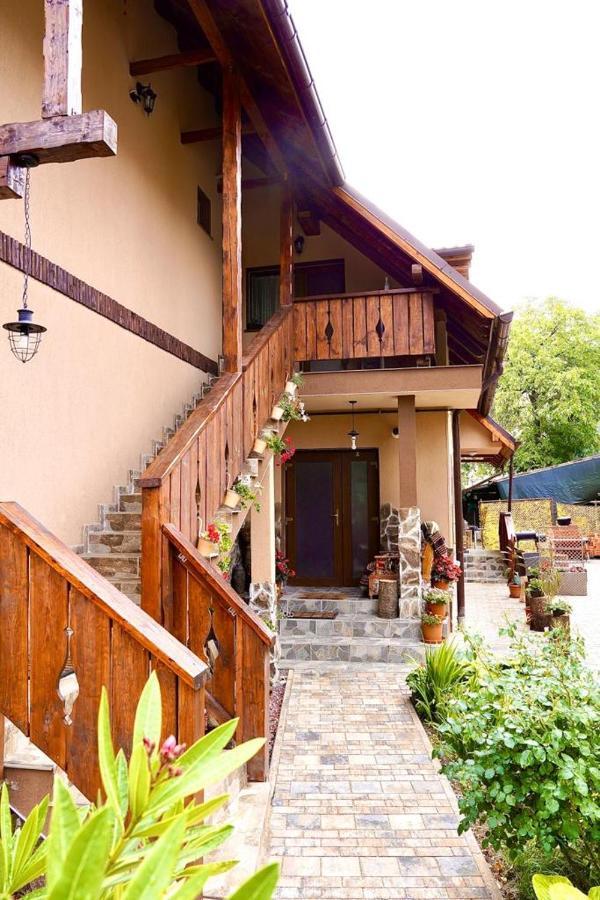 Casa Felice Hotel Brasov Luaran gambar